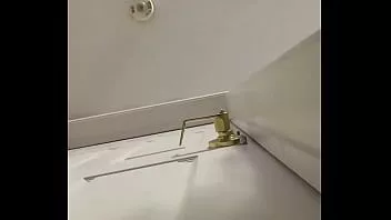Reproduzir Suitemate fazendo sexo com sua namorada pt2