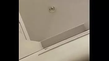 Reproduzir Ouvindo colega de quarto fazendo sexo com sua namorada pt1
