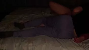 Putar Pelajar seksi mengalami orgasme berganda di malam yang dingin - orgasme mewah