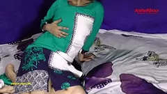 تشغيل لقاء زوجة ديسي المشبع بالبخار: الزوج الهندي وتشوداي العاطفي لبهابي