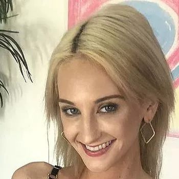 Star du porno Tallie Lorain