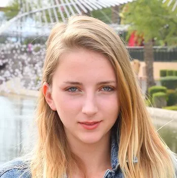 Pornstar Macy Meadows